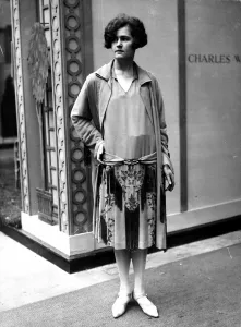 Featuring Prints: Ladies daywear, 1927