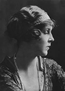 Viscountess Prints: Lady Diana Manners