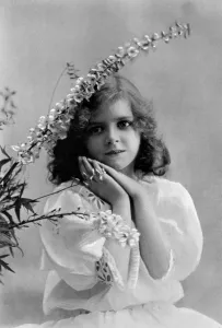Charming Prints: Lady Edwina Ashley