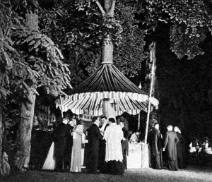 Decorator Prints: Lady Mendl circus party at Versailles