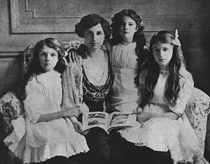 Hatton Prints: Lady Muriel Paget & children, WW1