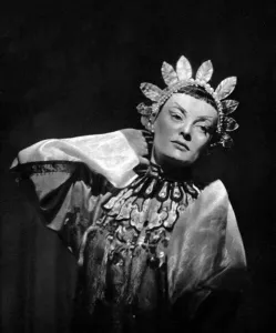 Hsiung Prints: Lady Precious Stream theatre production