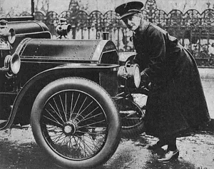 Starting Prints: Lloyd Georges lady chauffeur