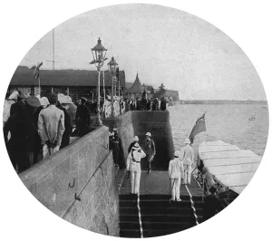 Freeman Prints: Lord Willingdon arriving in Bombay