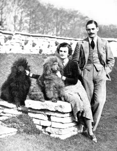 Argyll Prints: Margaret Whigham and the Earl of Warwick, 1932