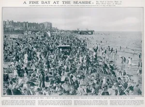 Beaches Prints: Margate beach during heatwave