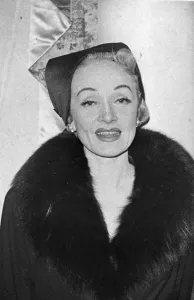 Singer Prints: Marlene Dietrich