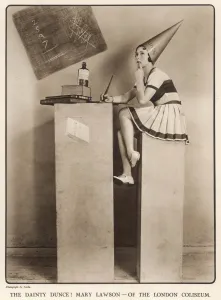 Thinking Prints: Mary Lawson as a dunce