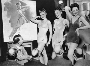 Posing Prints: Merlin Enabnit and pin up girls