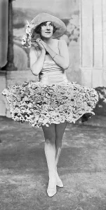 Acting Prints: Miss Phyllis Monkman - English Actress and Dancer