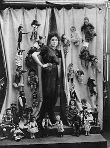 Collect Prints: Mlle. Lyska Kostio and her collection of dolls