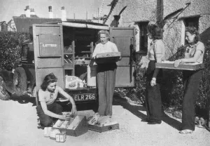 Canteens Prints: Mobile Canteen being unloaded