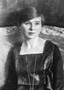 Leicester Prints: Mrs C R W Nevinson, WW1