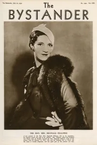 Stole Prints: Mrs Reginald Fellowes - Bystander front cover