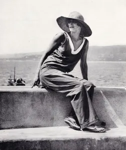 Player Prints: Mrs Satterthwaite at Eden Roc