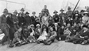 Emigrating Prints: New Zealand soldiers returning home with English brides, WW1