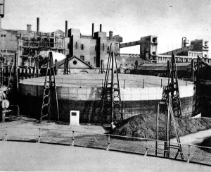 Monument Prints: No. 2 Gasometer, Sands End Lane, Fulham, 1954