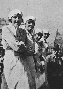 Hospitals Prints: Nurses at the Coulter Hospital, WW1