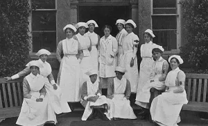 Hospitals Prints: Nurses at Egginton Hall Hospital, WW1