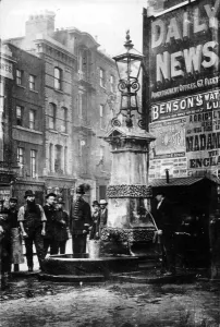 Standing Prints: Old Aldgate Pump, London, c. 1880