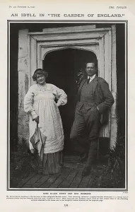 10th Prints: Photo of Ellen Terry and Mr James Carew in the Tatler
