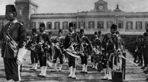 Commissioner Prints: Pipers of the 5th Infantry Battalion of the Egyptian army