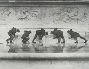 Washin G Prints: Preparing for the Unveiling of the Victoria Memorial
