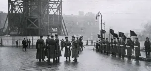 Memorials Prints: Preparing for the Unveiling of the Victoria Memorial