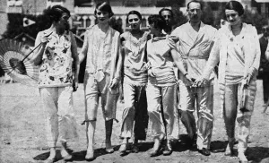 Venetian Prints: Pyjama fashion at the Lido