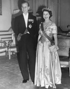 Smiling Prints: Queen Elizabeth II and Duke of Edinburgh - Paris, 1948