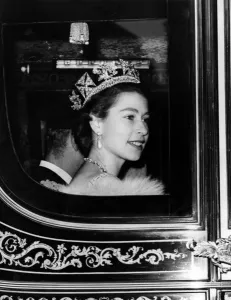 Majesty Prints: Queen Elizabeth II travelling to open Parliament