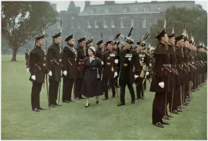 1953 Prints: Queen inspecting her Scottish bodyguard