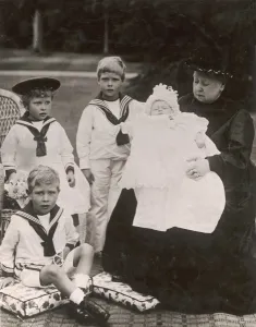 1899 Prints: Queen Victoria and her great grandchildren