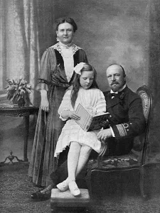 Consort Prints: Queen Wilhelmina of Holland and family