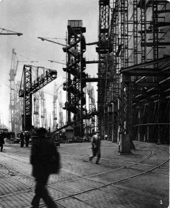 Liner Prints: R. M. S. Queen Mary under construction, Clydebank, 1934