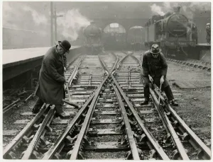 Volunteer Prints: Railway volunteers at work 1926