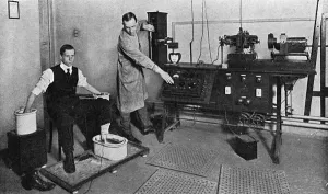Examination Prints: Recruit undergoing heart tests, WW1
