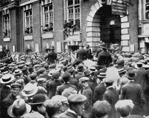 Form Prints: Recruiting for the War in 1914