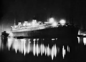 Cruise Prints: RMS Queen Mary, floodlit at night