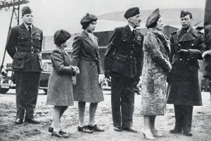 Wwii Prints: The Royal Family at a Coastal Command station