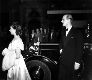 Princes Prints: Royal Family visit Drury Lane Theatre