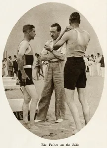 Oct16 Prints: Royal visit to Venice lido, 1932