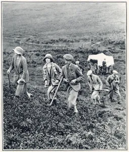 Edward Prints: Royal visitors on the moors at Glamis, 1923