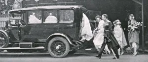 Bowes Prints: Royal Wedding 1923 - bridesmaids leaving the Abbey