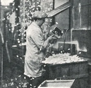 Blowing Prints: Royal Wedding 1934 - making rose petals