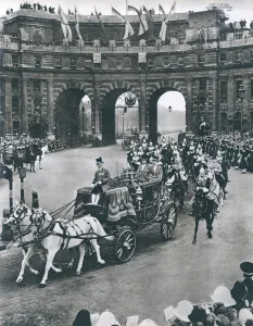 Pageantry Prints: Royal Wedding 1947 - bridal procession