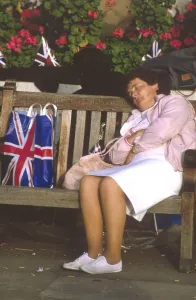 Bench Prints: Royal wedding 1986 - sleeping spectator