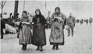 Britain Prints: Scotch Herring Women Workers 1902