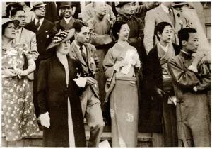Spectators Prints: Shanghai Races - Japanese women in the crowd