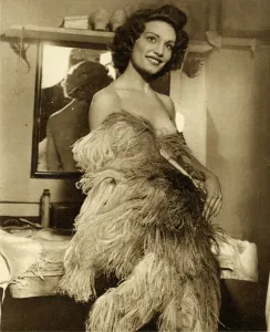 Showgirl Prints: Showgirls at the Windmill Theatre, 1940